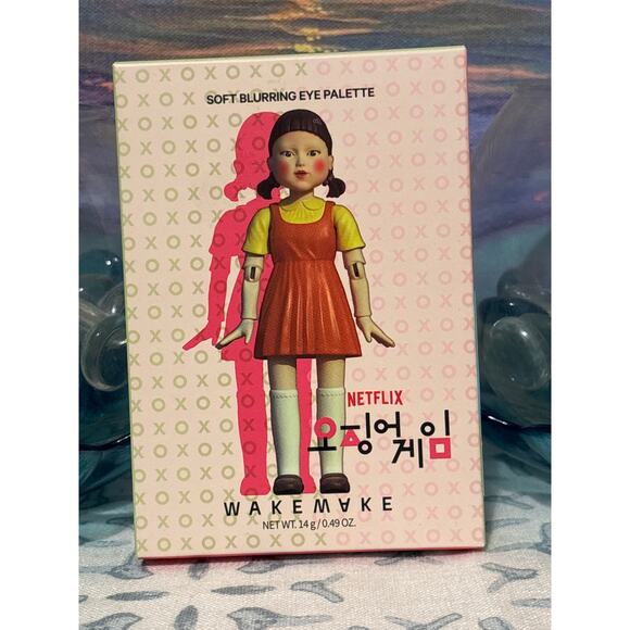 WakeMake x Squid Game 2 Collab Bloody Game Blurring Eye Palette - Picture 1 of 7